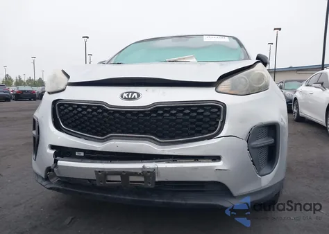2017 Kia Sportage Lx z USA, uszkodzony, nr VIN KNDPM3AC9H7104454